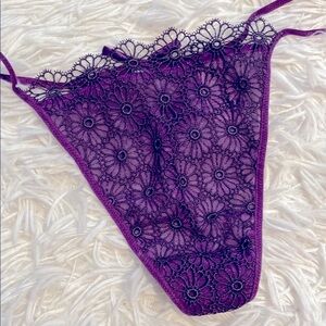 Victoria’s Secret vintage Y2K Purple Lace Floral Thong